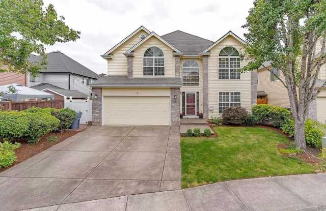 852 Burgundy Ave Ne photos photos