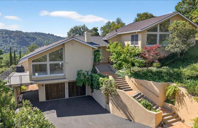 Gorgeous Executive Home Over Downtown Los Gatos photos photos