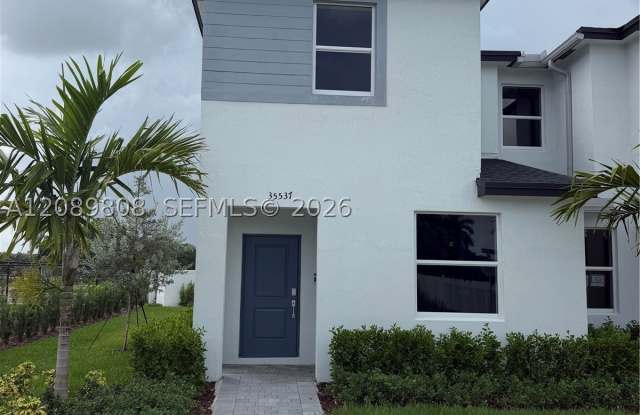 35537 SW 189 Ct Gallery 1