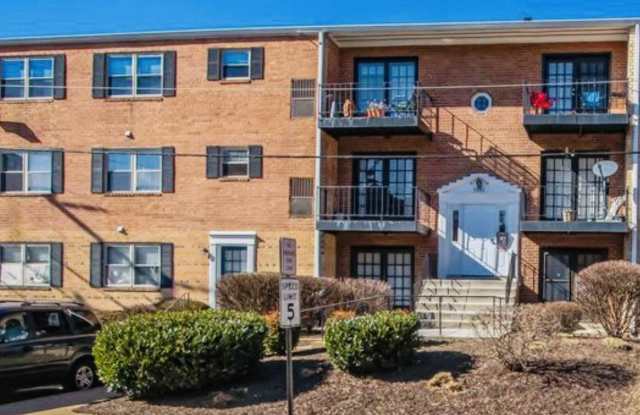 5931 QUANTRELL AVE #101 photos photos