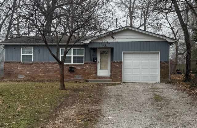 2 Bedroom 1 bath bungalow available now! photos photos 2 Bedroom 1 bath bungalow available now! photos photos