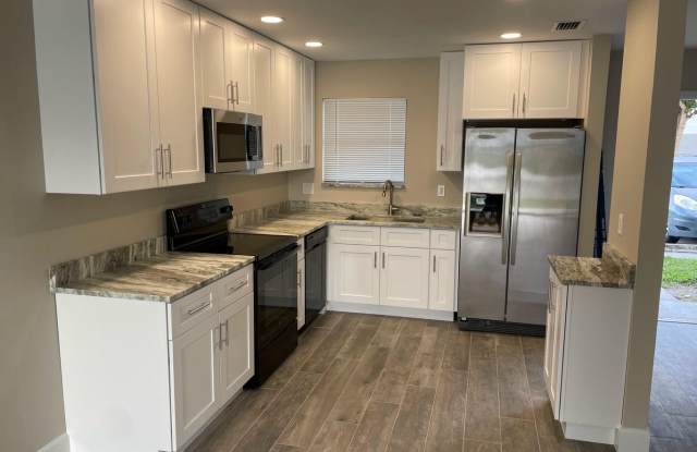 2504 Seaside Drive photos photos 2504 Seaside Drive photos photos