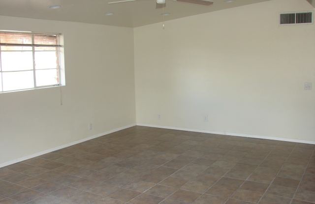 5562 E Kelso Street Gallery 4