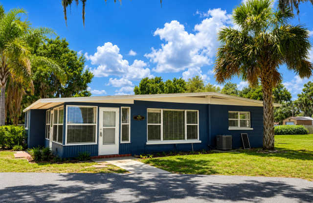 3 bedroom 2 bathroom - Water Included-Available now photos photos