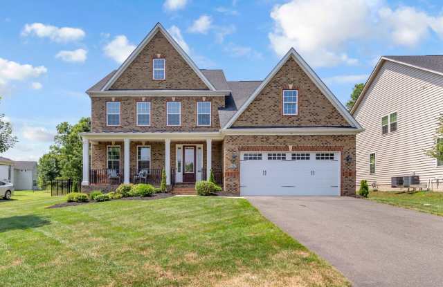 Exceptional Home in the Sought-After Community of Oak Creek Club photos photos