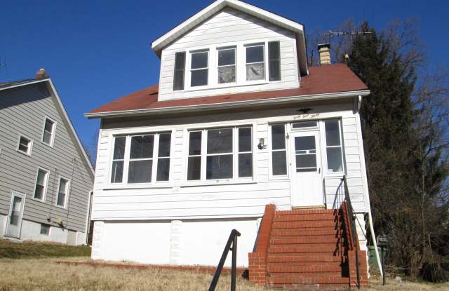 4430 FOREST VIEW AVENUE Gallery 2