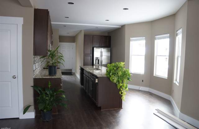 2142 Indiana Ave - 2142 Indiana Avenue, Columbus, OH 43201