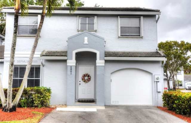 4801 Grapevine Way photos photos