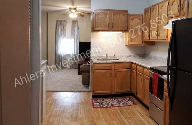 26 Broadway Street N photos photos
