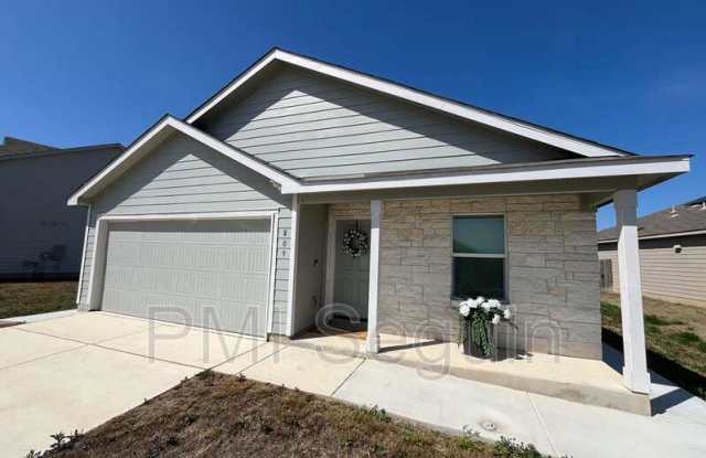 809 Riviera Court photos photos