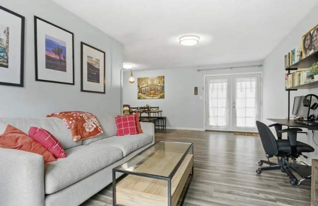 611 S Orange Ave Apt 10 photos photos