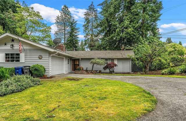 Midcentury 3bd in Bellevue Gallery 1