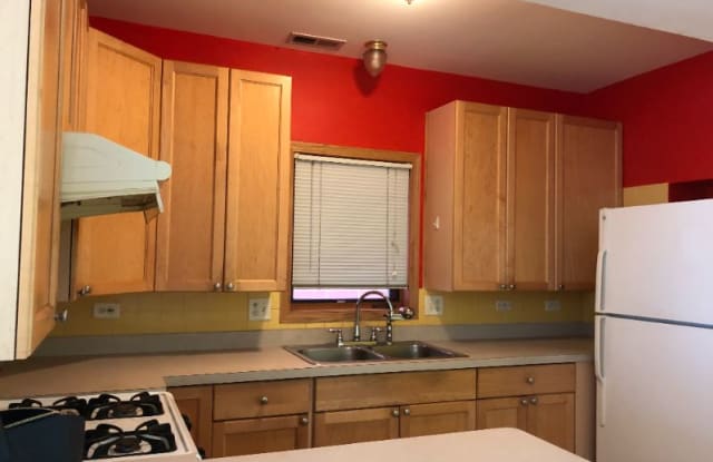 3714 S Hermitage Ave 1F - 3714 South Hermitage Avenue, Chicago, IL 60609