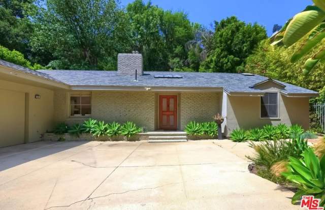 1323 Roscomare Rd - 1323 Roscomare Road, Los Angeles, CA 90077