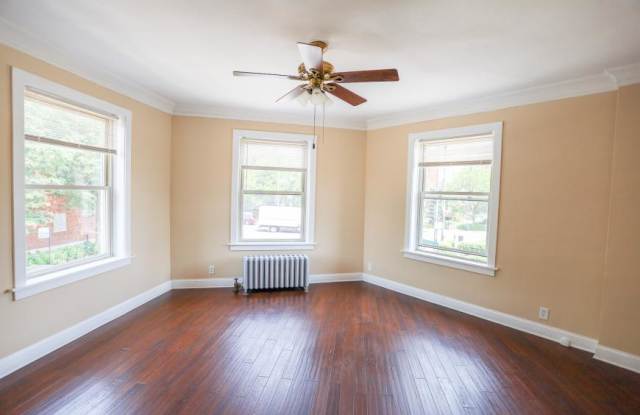 4788 North Elston - 4788 North Elston Avenue, Chicago, IL 60630 4788 North Elston - 4788 North Elston Avenue, Chicago, IL 60630