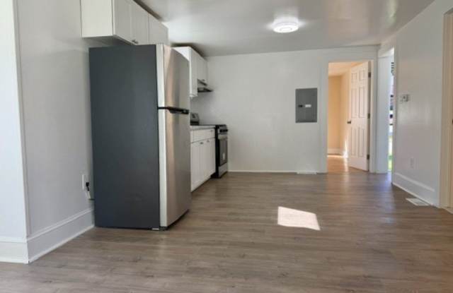 14 Hillside Terrace Gallery 2