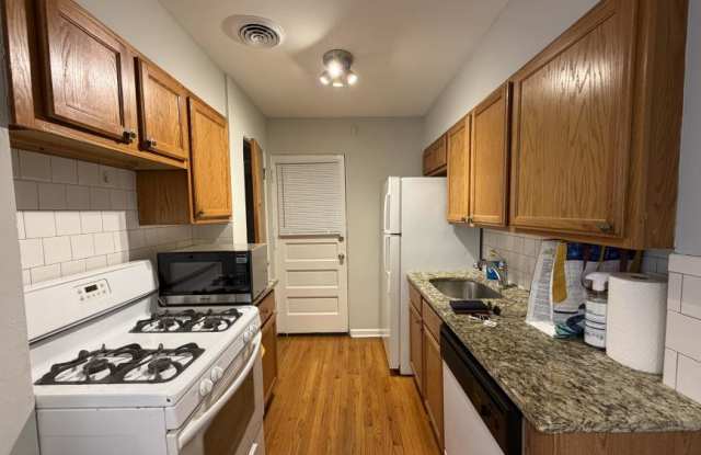 6535 N Mozart photos photos