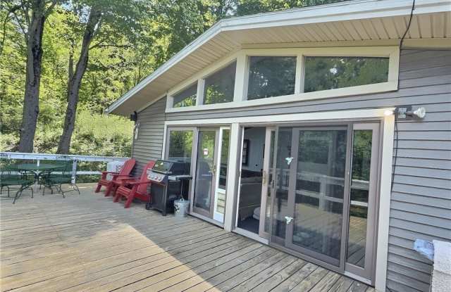 1783 Traverse Rd photos photos