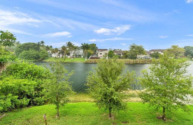 15470 SW 82nd Ln Gallery 1