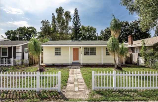 1526 28th Street North photos photos