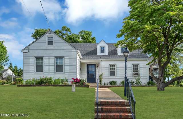 37 Highland Avenue Gallery 2