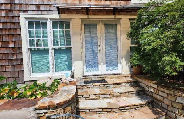 1823 Poplar Boulevard - 1823 Poplar Boulevard, Jackson, MS 39202