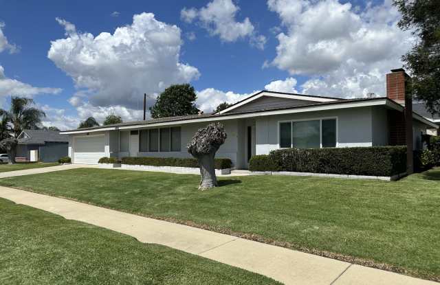 4080 Locust St. photos photos