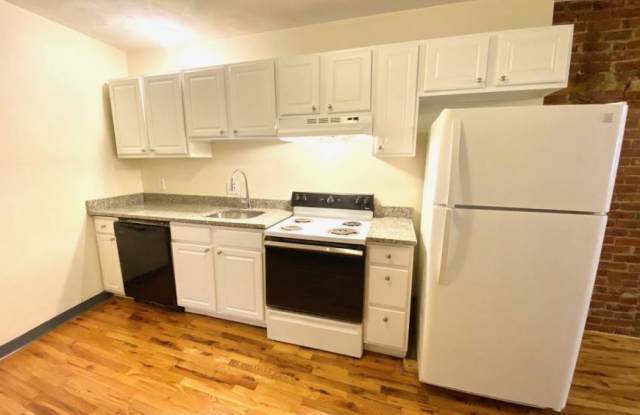 838 Huntington Ave. photos photos