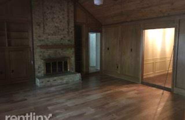 201 Pennsylvania Dr Gallery 2