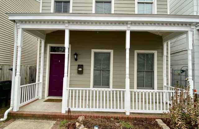 Spacious 3 Bedroom Home in Carver Available NOW! - 1213 West Leigh Street, Richmond, VA 23220