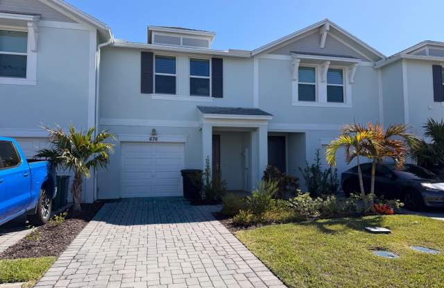 676 Salisbury Circle photos photos