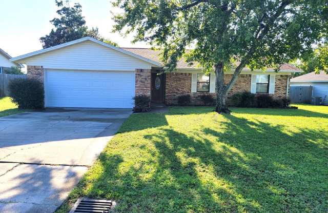 Callaway 3 bedroom 2 bath home with 2 car garage! Gallery 3