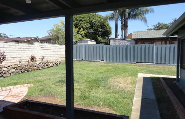 4980 RANDLETT DR Gallery 3