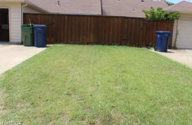 2406 Country Hollow Ln - 2406 Country Hollow Lane, Garland, TX 75040