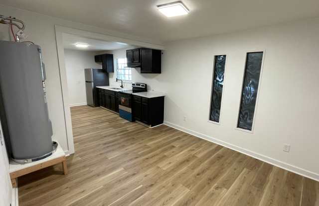 3‑bedroom, 2‑bath home in Benton, available for just $1,475/month **Coming SOON Gallery 4