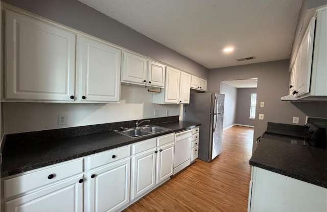 548 Hollomon Drive photos photos