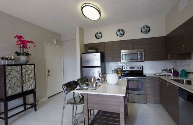 7335 SW 82nd St. photos photos
