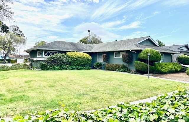 1103 Seaward Street photos photos