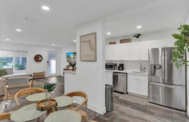 1121 Southwest 15th Avenue Gallery 4