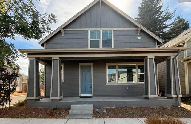 3 Bed 2.5 Bath Available NOW!!! 2 Car Garage!!! W/D Provided! - 1512 Cavendish Avenue, Santa Rosa, CA 95401
