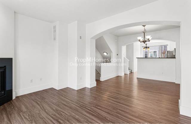Updated Two Bedroom Townhome in Cedar Mill! photos photos