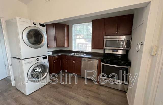1364 McCausland Ave photos photos