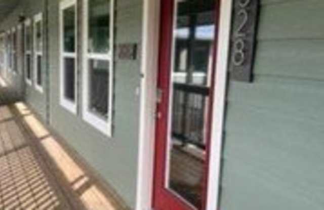 10328 N Dowling Road Gallery 2