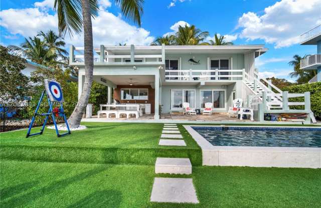 69 Shoreland Dr Gallery 1