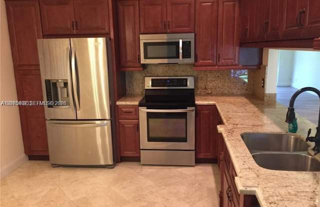 5201 SW 31st Avenue 225, Dania Beach, FL 33312 - 6924 photos photos