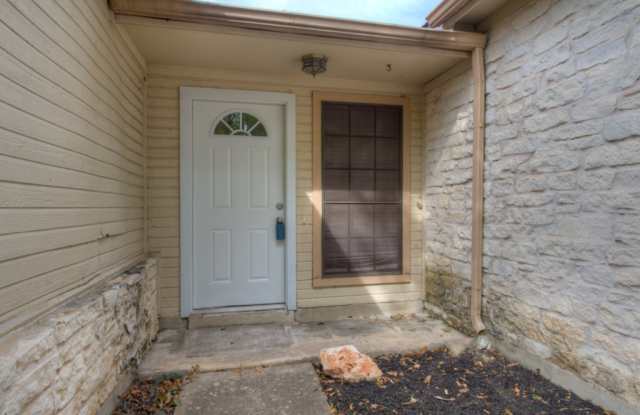 2 Weeks FREE! Sign an 18-month lease and receive 2 weeks FREE. Must move in by October 15th. Gallery 4