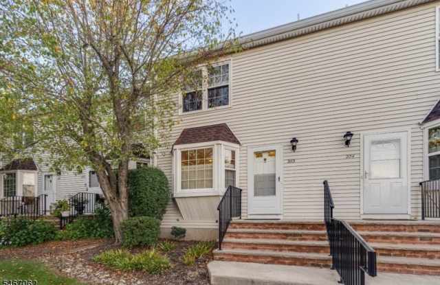 203 Salem Ct Gallery 1
