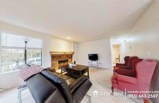 10545 Meridian Avenue North Unit 205 - 10545 Meridian Avenue North, Seattle, WA 98133