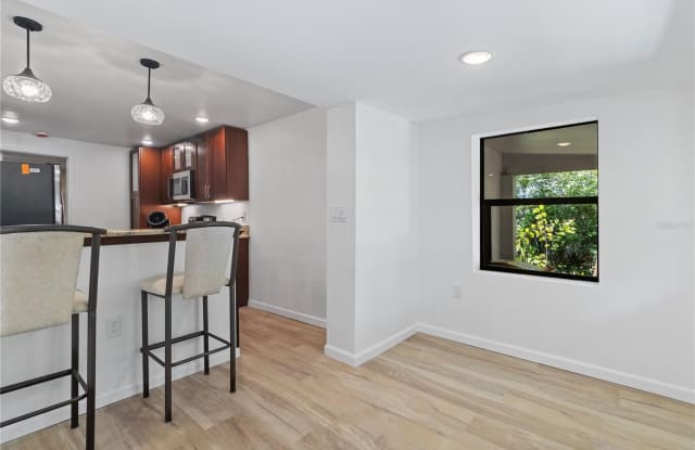 23094 CENTRAL Avenue Gallery 2
