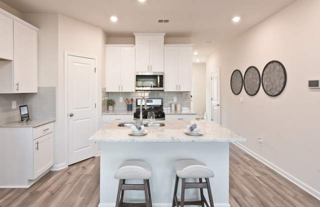 2325 Belterra Drive - 1 Gallery 4
